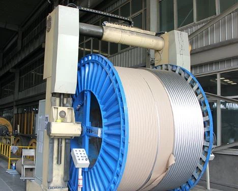 Wayar Konduktor Terkandas Aluminium Teras Keluli
